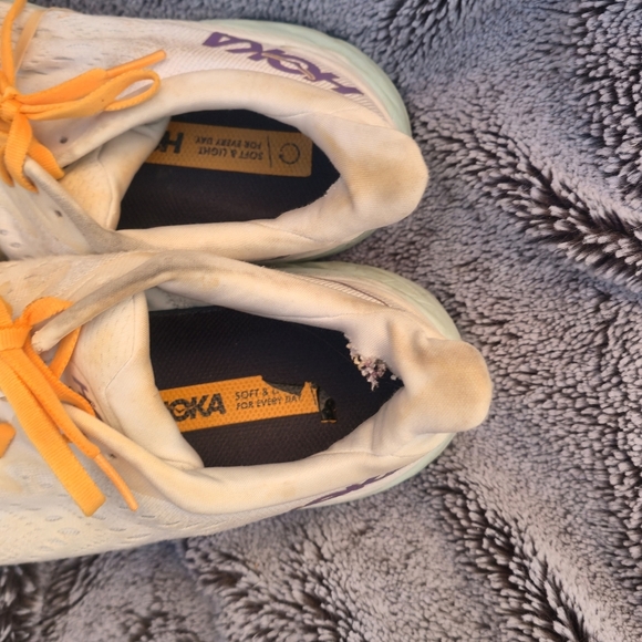 Hoka Clifton 8 Running Shoes Women’s Size 9.5 White - Picture 3 of 8